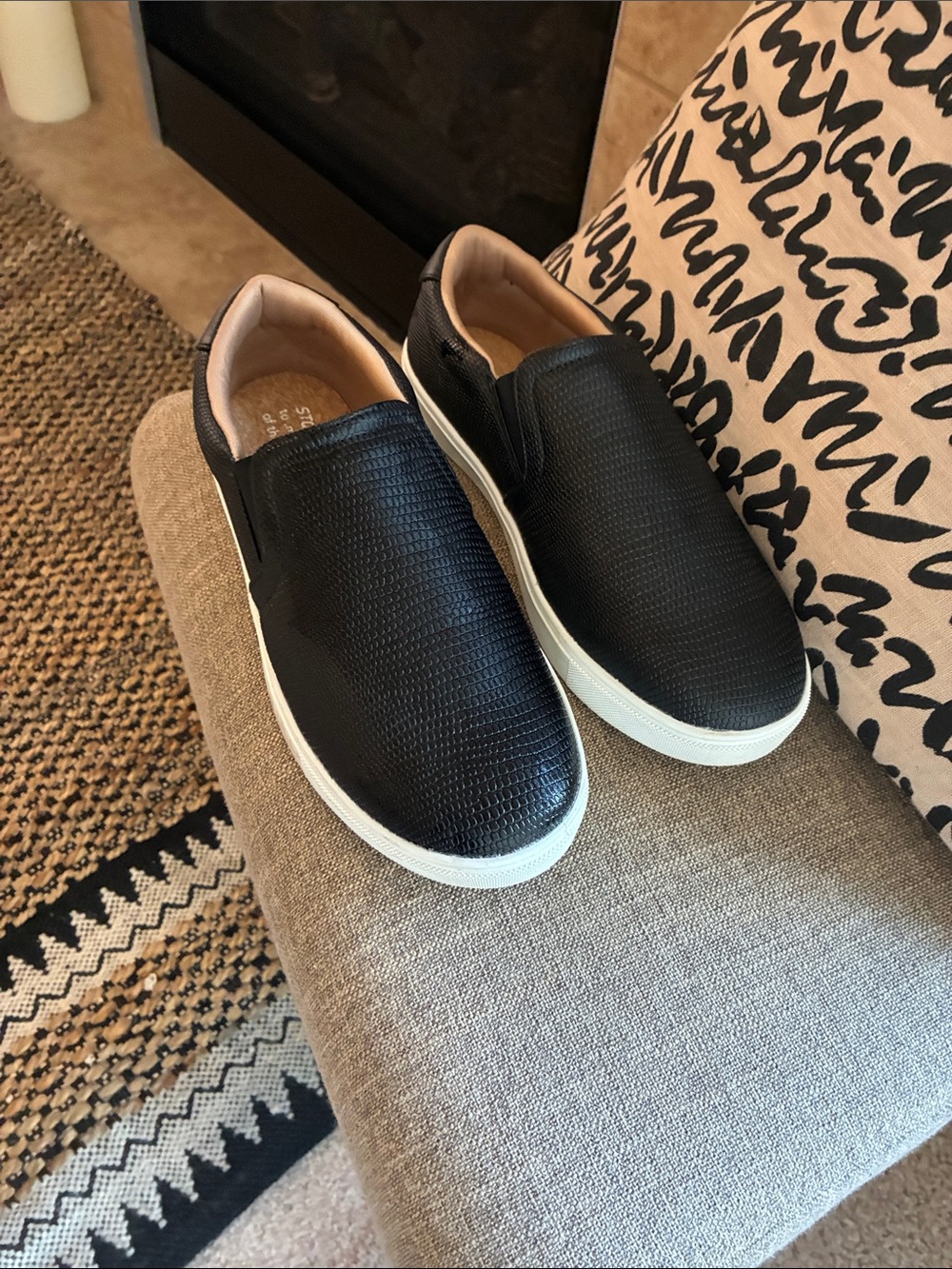 Women's Black Slip-On Textured Loafers - Casual Comfort
